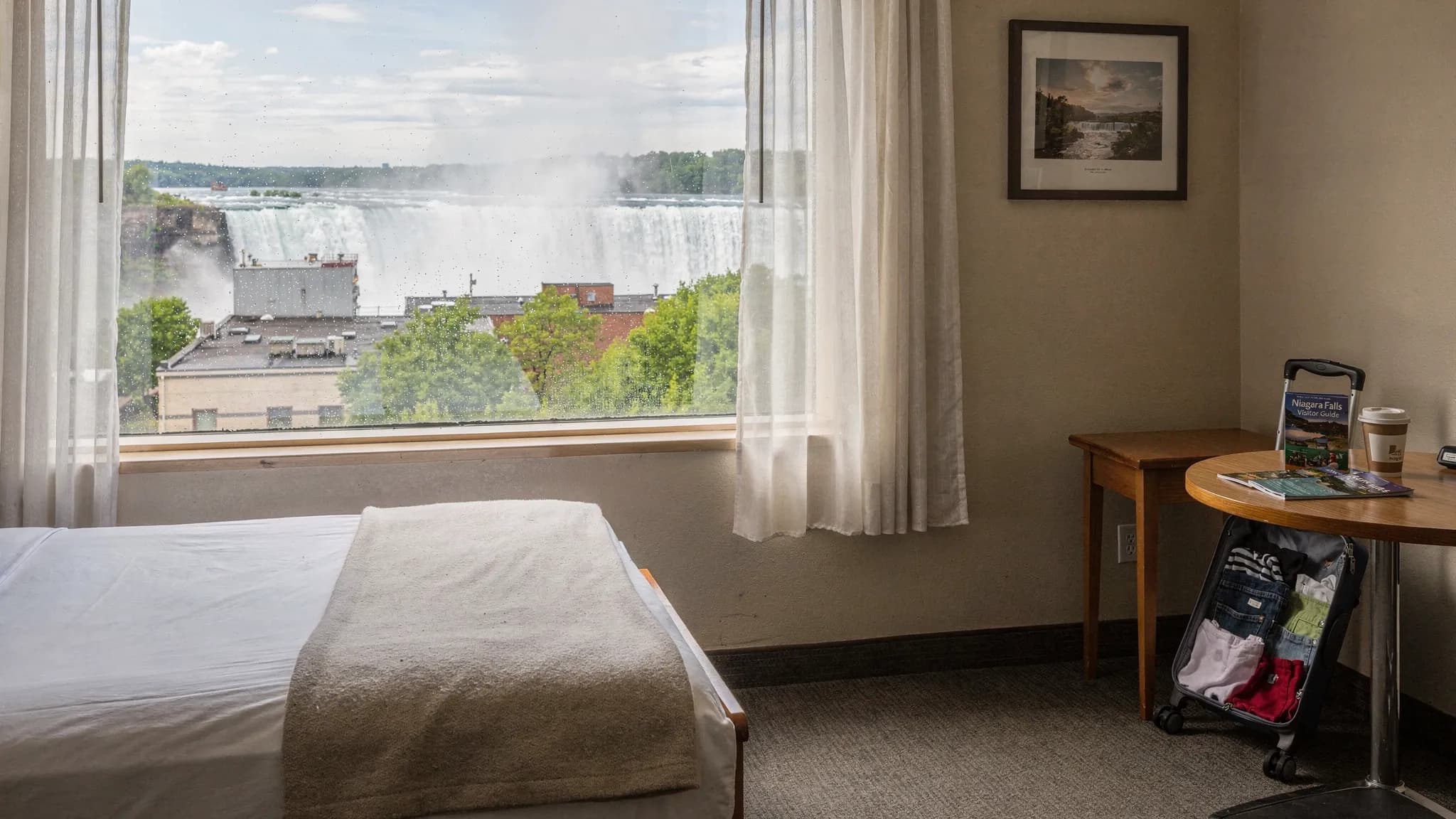 Budget Hotel Niagara Falls NY: What to Expect and What to Avoid